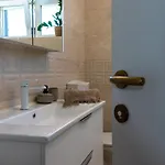 Castella Mediterranean Hideaway