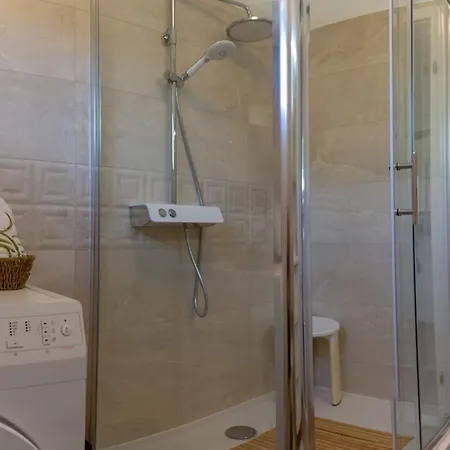 Castella Mediterranean Hideaway Διαμέρισμα