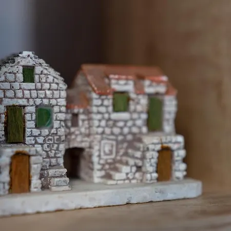 Castella Mediterranean Hideaway